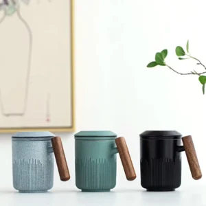 full view 10oz ceramic tea infuser mug with wood handle and lid