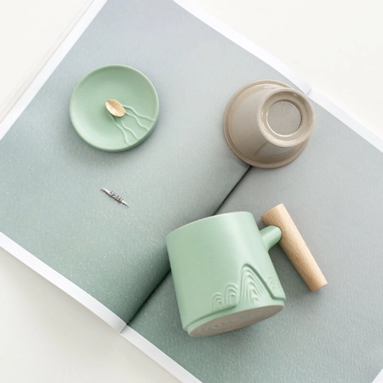 Labeled dimensions for 10oz ceramic tea infuser mug