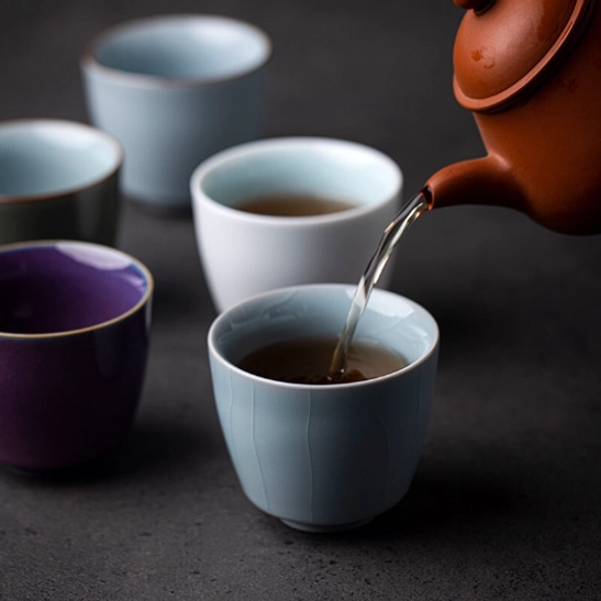 Size comparison for 110ml traditional Chinese ceramic tea cup