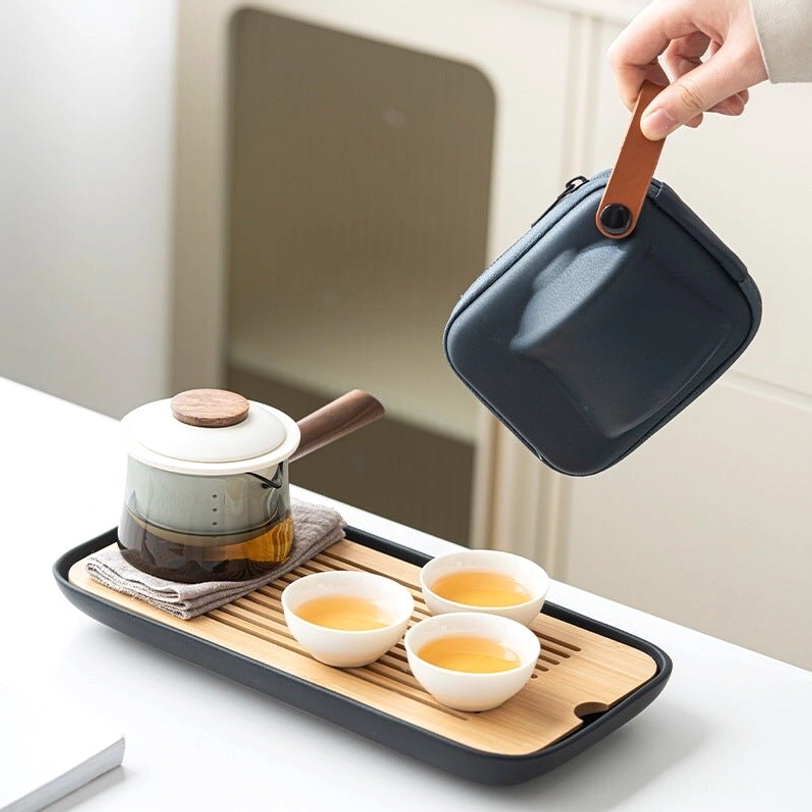 200ml travel tea set side handle teapot close up