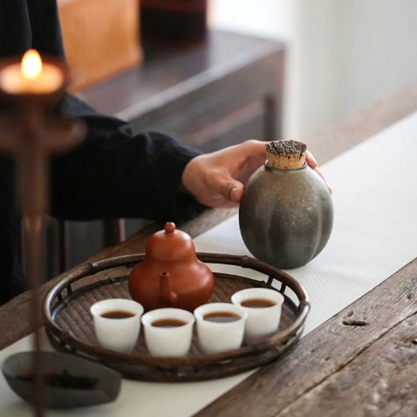 Size reference of compact 300ml travel friendly tea storage canister