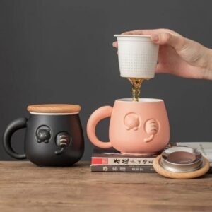 3d cat ceramic tea mug with infuser and wood lid 400ml full view