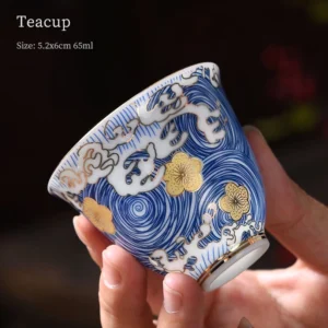 Blue gold porcelain Chinese gongfu tea cup with cloud wave patterns
