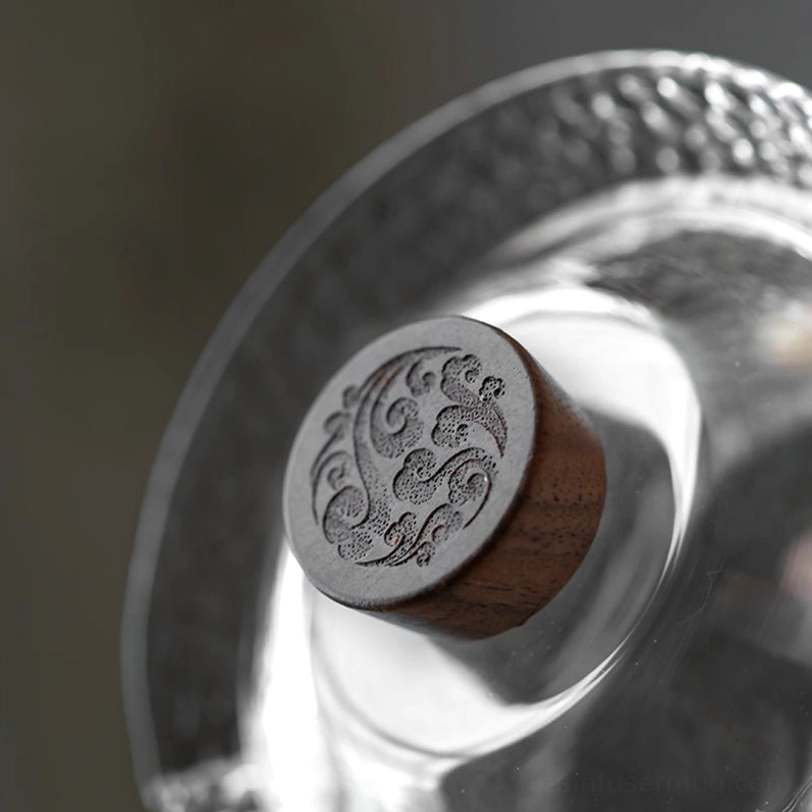 glass gaiwan brewed green tea showing leaf expansion through clear glass