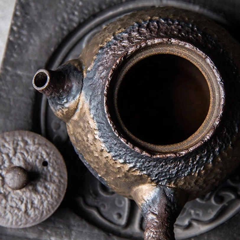 top view of built-in infuser inside the 220ml ceramic kyusu teapot