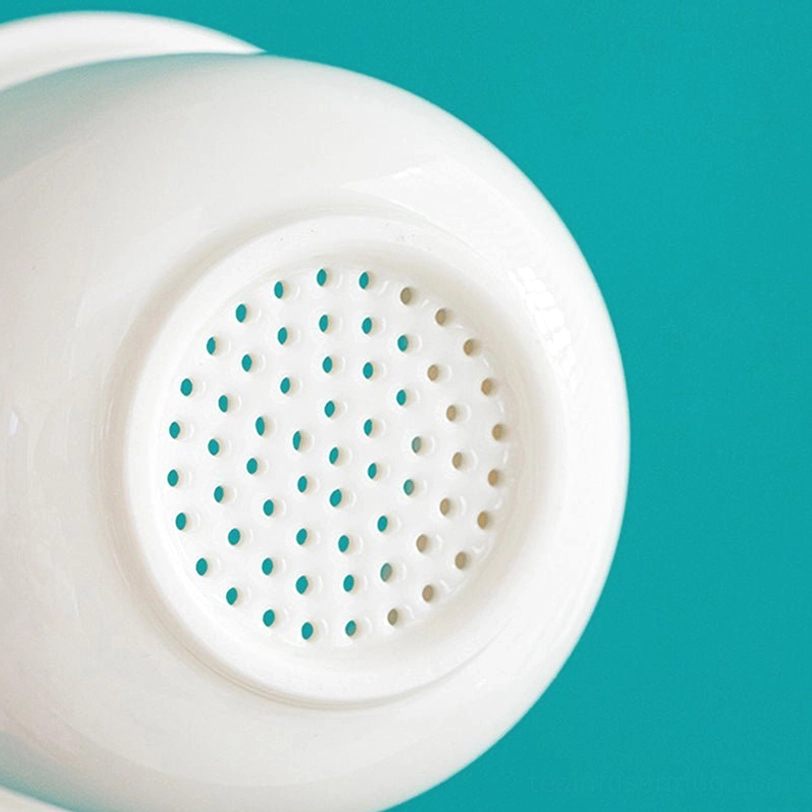 cat tail curved handle on cute cat tea infuser mug