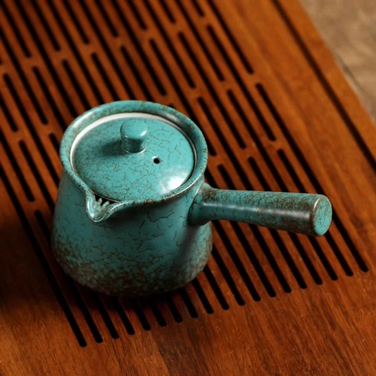 full top view of 7oz ceramic kyusu teapot with infuser