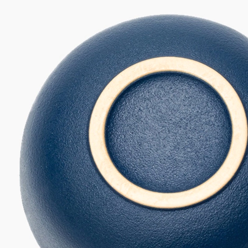 Matte finish texture of 160ml ceramic travel tea set