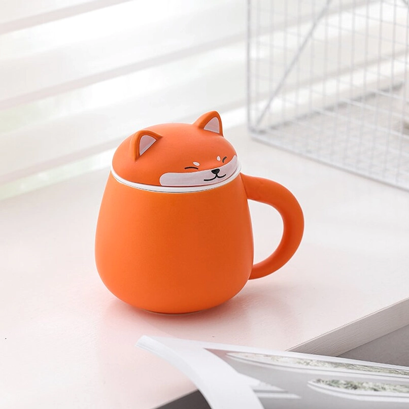 Close up of cute Shiba Inu lid on the ceramic tea infuser mug