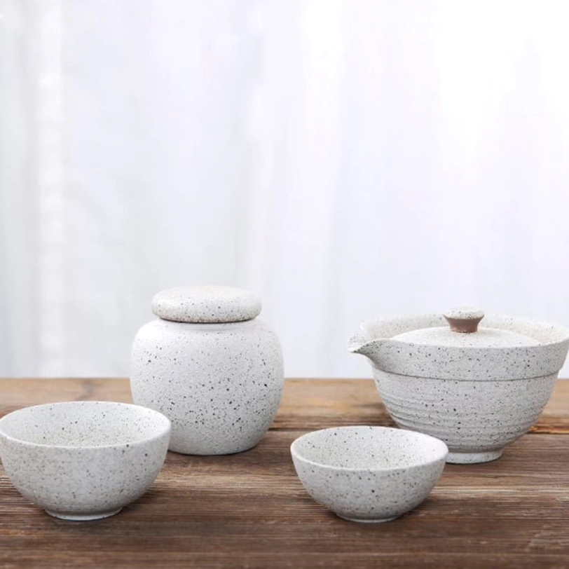 closed protective carry case for travel tea set