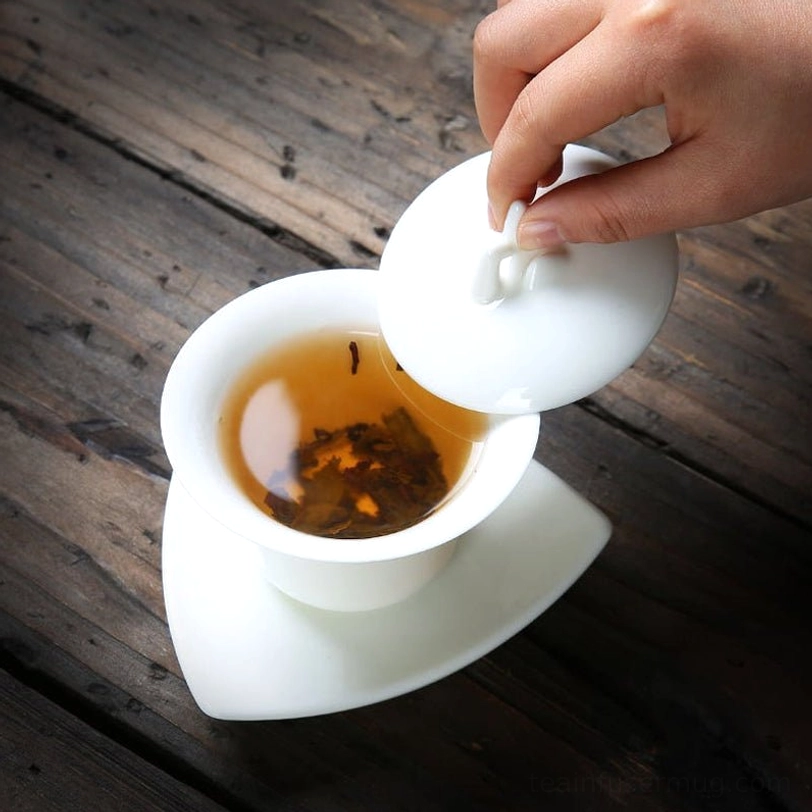 full 3-piece set of 130ml modern white porcelain gaiwan tea cup