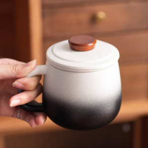 full view of gradient ceramic tea mug with strainer and lid 12oz