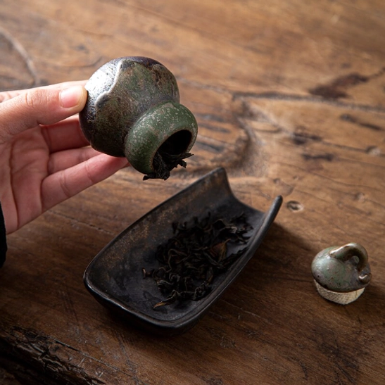 rustic texture of the kiln change ceramic gourd tea canister