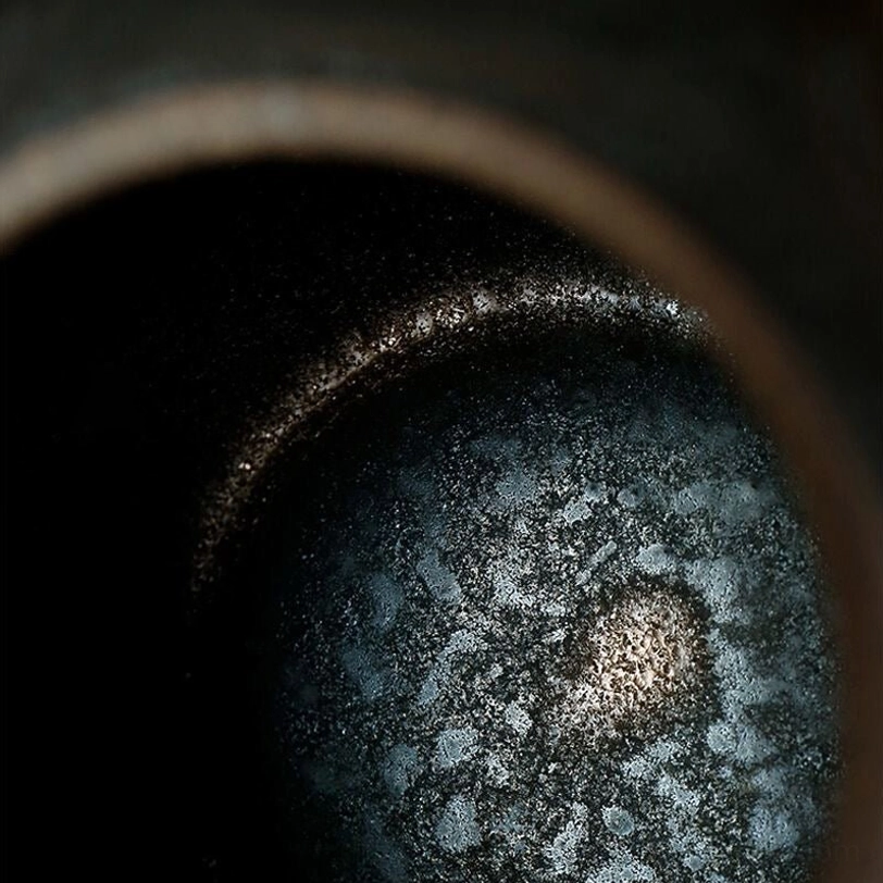 built-in ceramic infuser filter inside the kyusu teapot