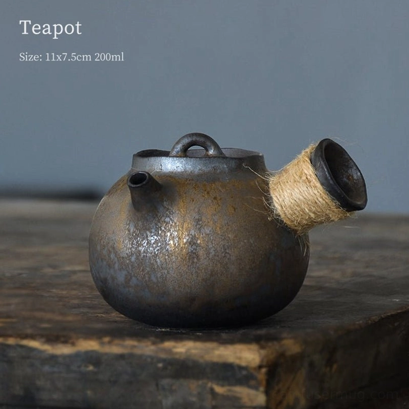 profile view of 200ml rustic gilded ceramic kyusu teapot