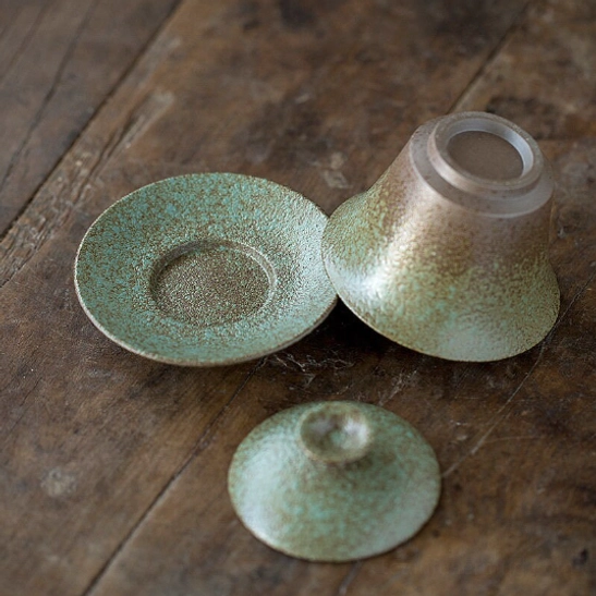 side view of 170ml textured green traditional chinese gaiwan