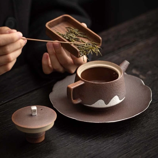 size reference for 180ml faraway mountain ceramic teapot