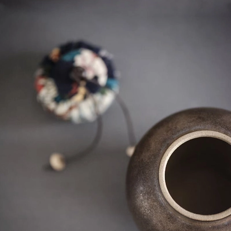 compact small size dark ceramic tea canister for travel