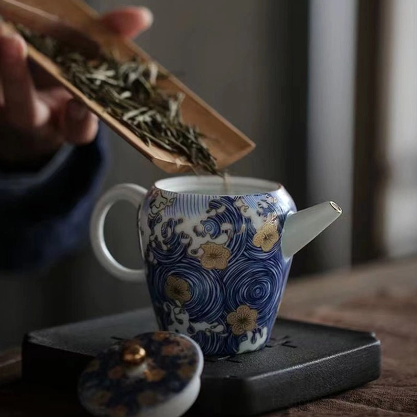 dripless pouring demonstration for 160ml small ceramic teapot