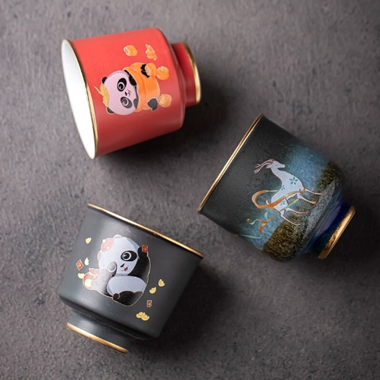 gold rim detail on style A chinese deer ceramic tea cup