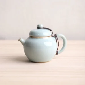 Style A light blue 110ml Chinese ceramic teapot with infuser