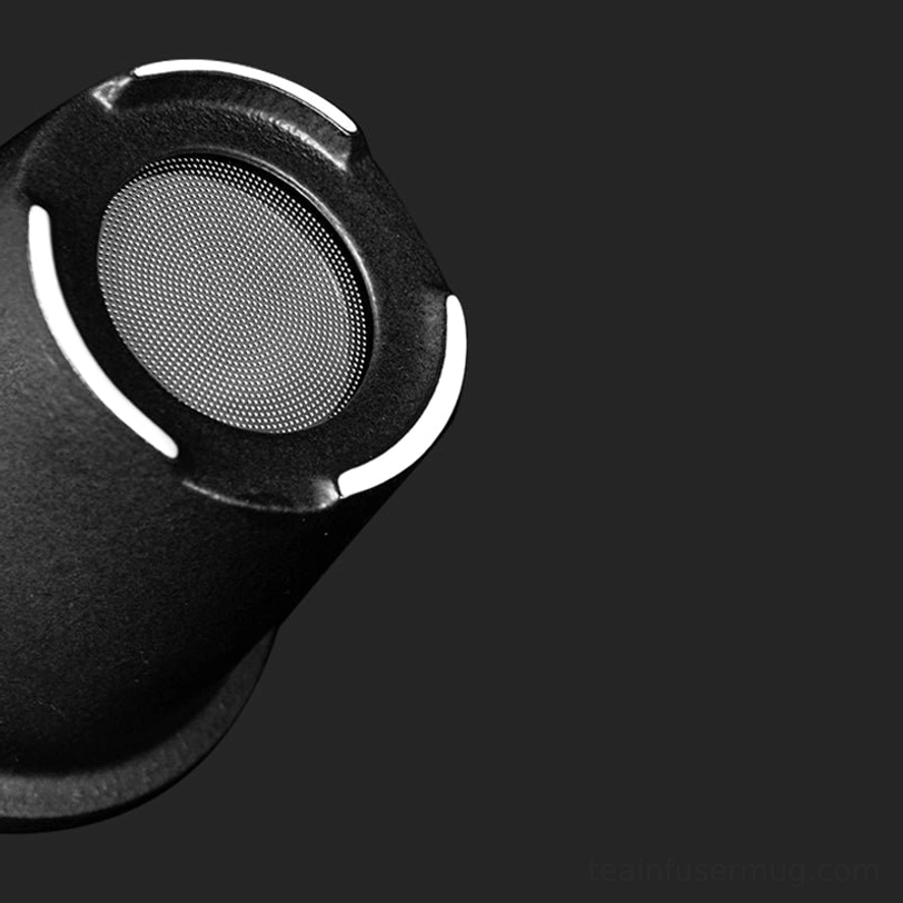 multi-functional tea infuser mug lid holding infuser to catch drips