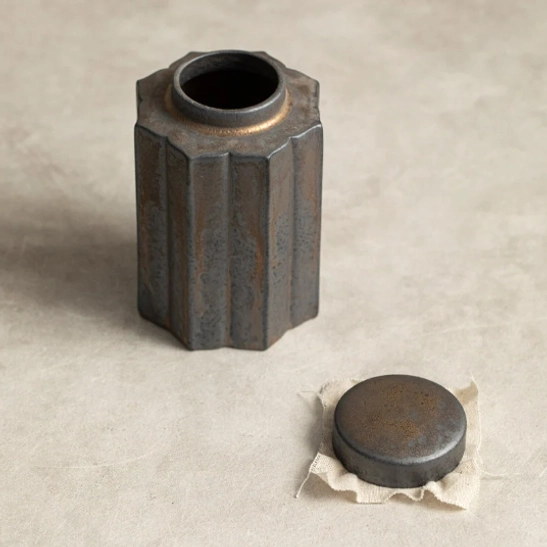 close up of textured glaze finish on the ceramic tea storage canister