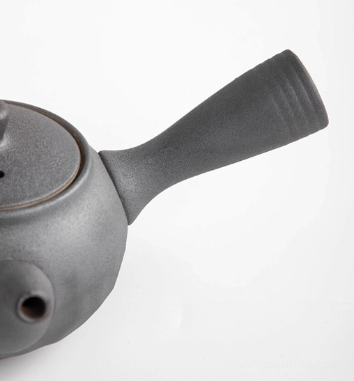 top down view of 190ml kyusu teapot showing built-in strainer