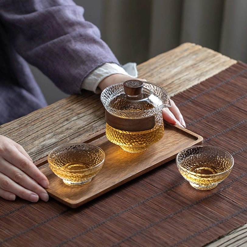 top view of hammered glass gaiwan with carved wood lid knob