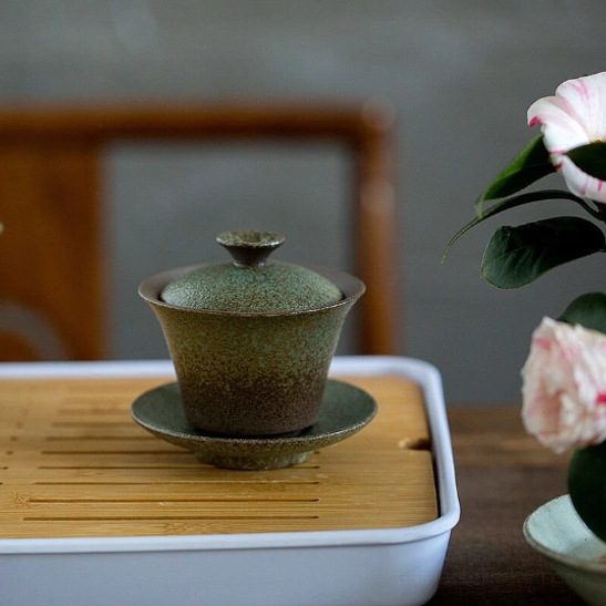 top view of open 170ml green gaiwan tea cup showing inner bowl