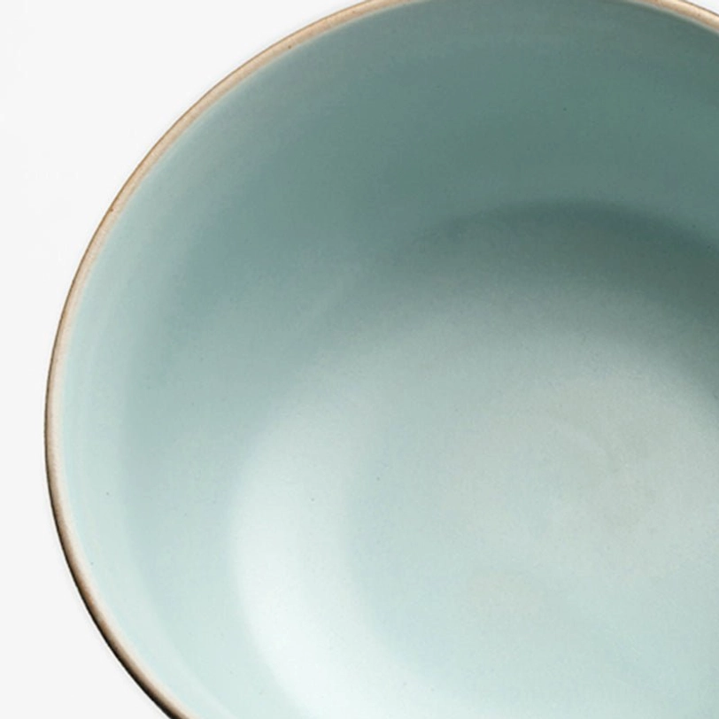 Travel tea set teapot with unique ergonomic ear-shaped handle