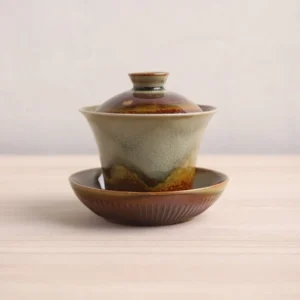 300ml wood-fired crackle glaze gaiwan tea cup side view