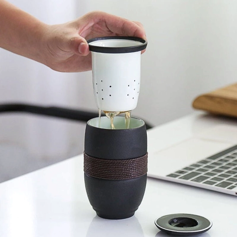 two tone matte ceramic tea infuser mug with woven cotton heat insulation wrap